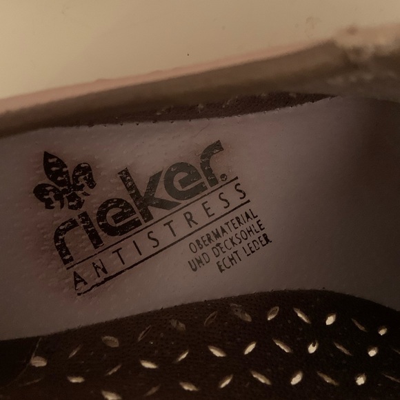 Rieker woman’s sneakers size 7-7.5 - Picture 8 of 9